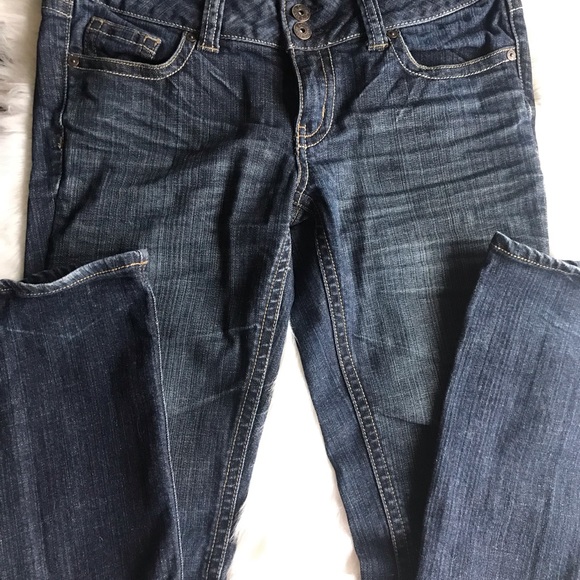 Charlotte Russe low rise skinny boot jeans. Size 6 - Picture 3 of 4